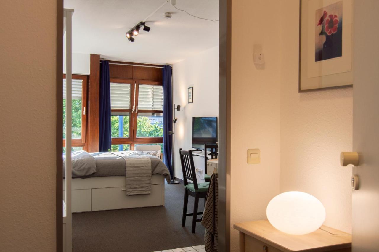 Zentrale Ruhige Wohnung Mit Parkplatz Paderborn Kültér fotó